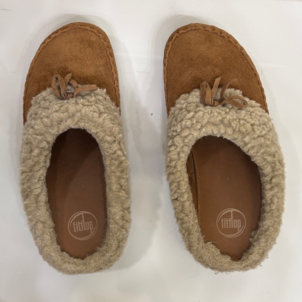 Fitflop The Cuddler Cozy Brown Suede Slippers with Faux Fur Lining - Picture 6 of 8
